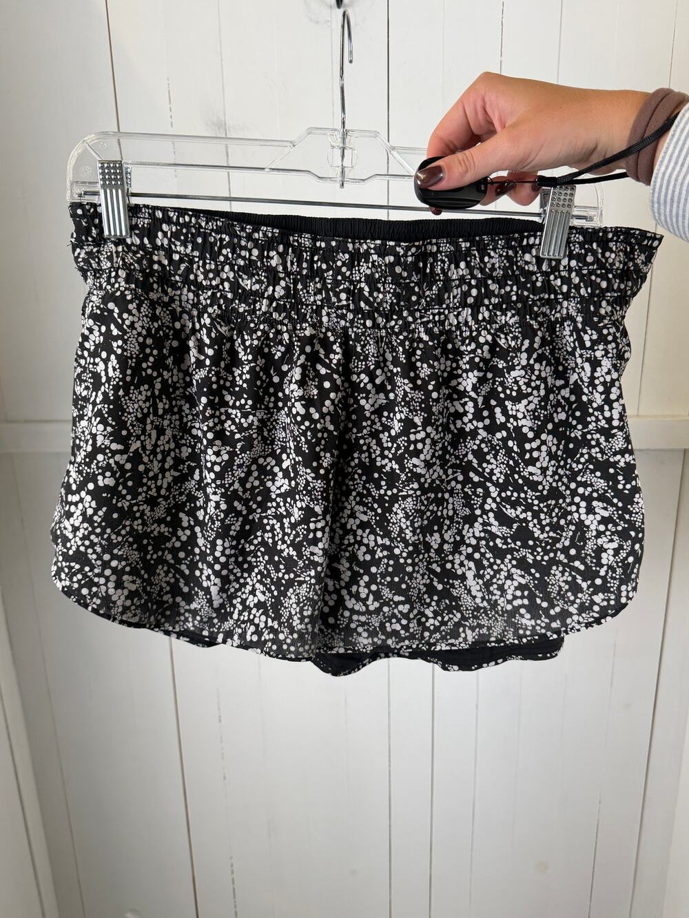 Lululemon Black White Athletic Shorts Women's Size 10